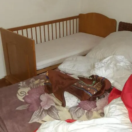 Privat In Rue Des Abeilles 홈스테이