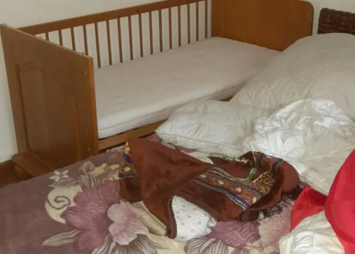 Privat In Rue Des Abeilles 홈스테이